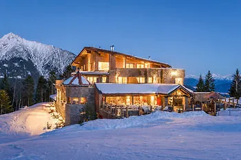 Hotel Sir Henry 360° Of Freedom 4*
