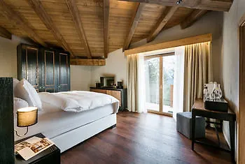 Hotel Sir Henry 360° Of Freedom 4*